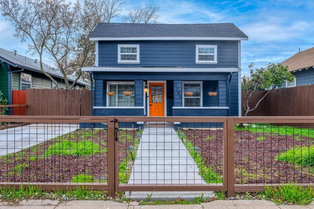Вілла 4Br Victorian Walk To Uc Davis & Shriner Med Cen Сакраменто Екстер'єр фото